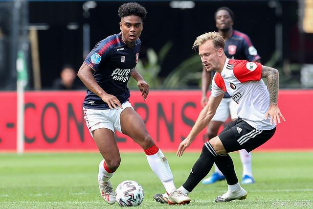 用无可替代 用无可替代