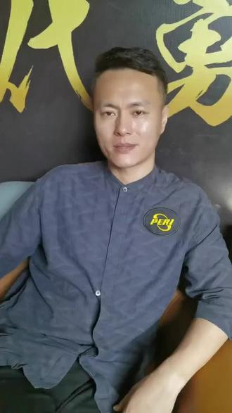 抓在手中